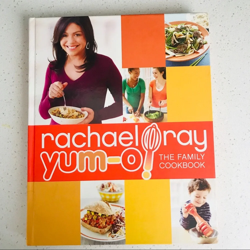 Rachel Ray Yum-O Family‎ Cookbook